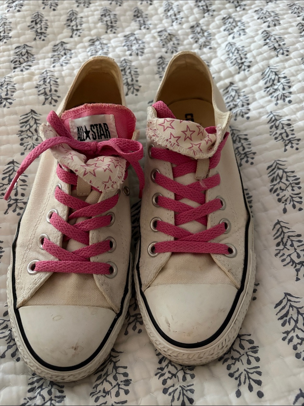 Converse All star white with double pink tongue. 7